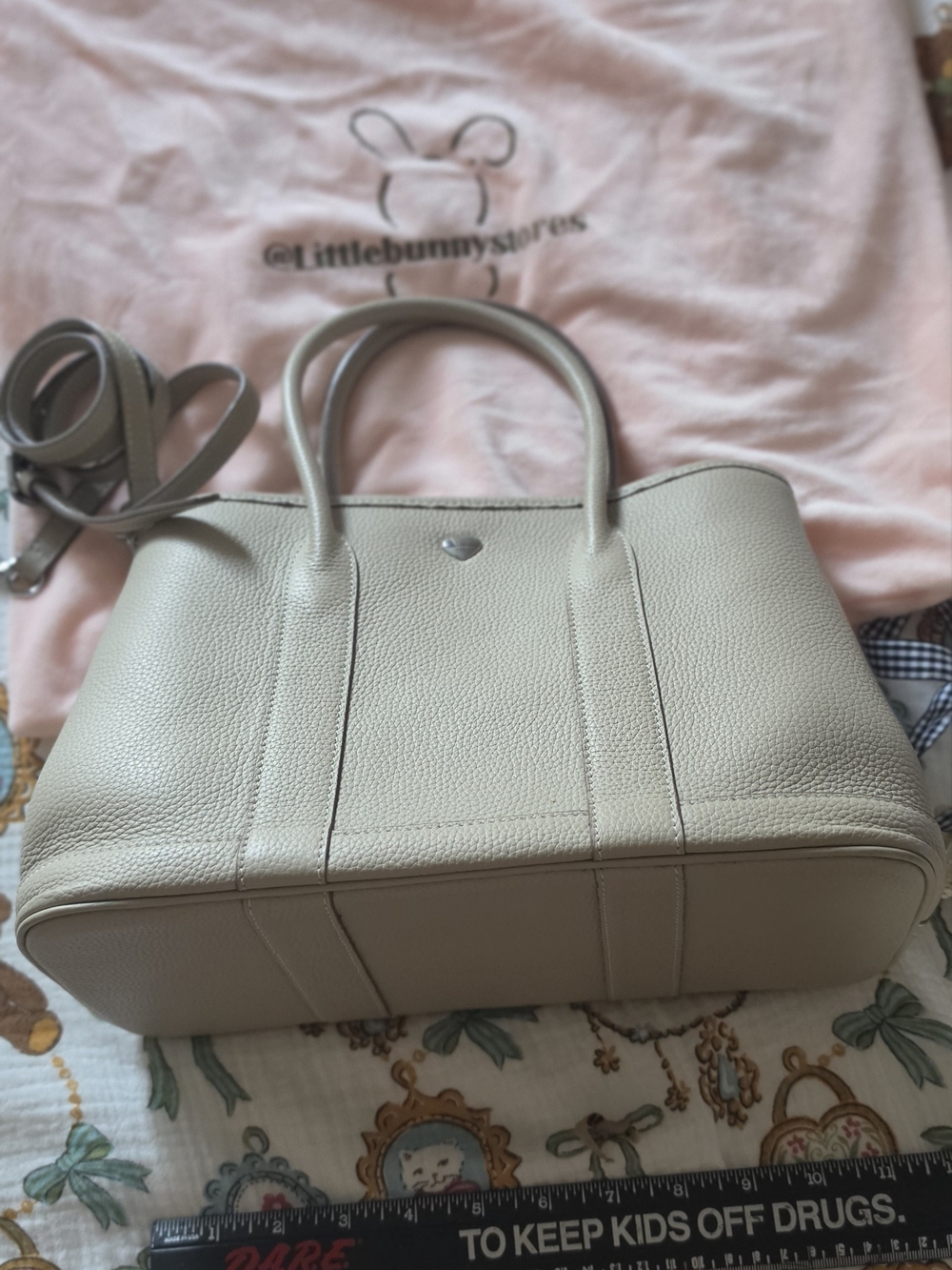 Little Bunny Classic Women's Tote Bag in Light Taupe